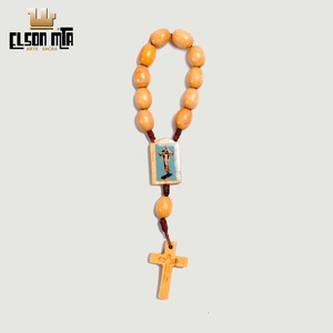 Mini Terço Mãe do Redentor 8 mm Madeira A...