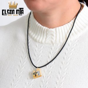 Gargantilha São Pio 17 cm Madeira Acabame...