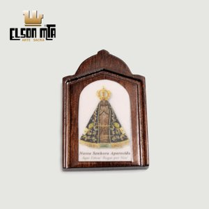 Adesivo Aparecida 5x3,5 cm Madeira Acabam...