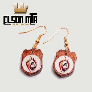 Brinco Anzol Bárbara Maix 2x1,3 cm  Acab ...