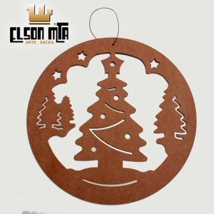 Guirlanda Pinheiro 30x30 cm MDF Entalhada...