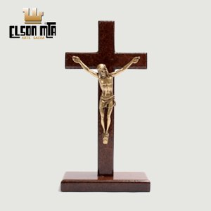 Crucifixo Mesa 13x6,5 cm MDF Acabamento I...